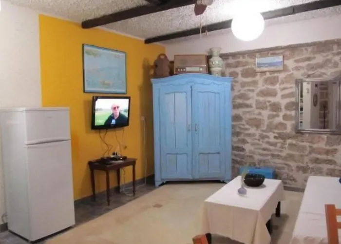 Fischerf Erdgeschoss By Interhome Betina (Sibenik-Knin)